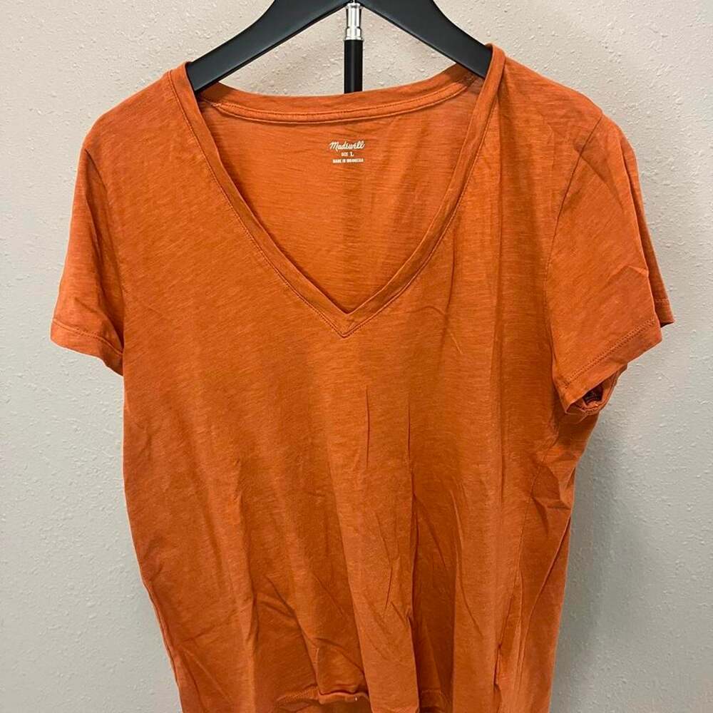 Madewell orange v neck tee brandymelville